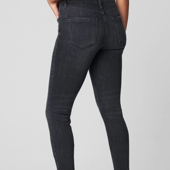 BlankNYC The Bond Jeans - Picture 5 of 6